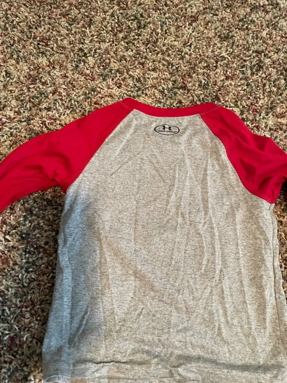 UW- Madison long-sleeved shirt